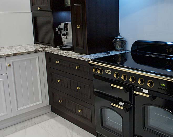 A&T Cabinet Makers - Construction & Architectural Directory